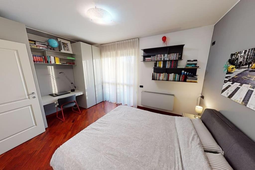 Apartment+Garage Near Novegro Exhibition/Linate Сеграте Екстериор снимка